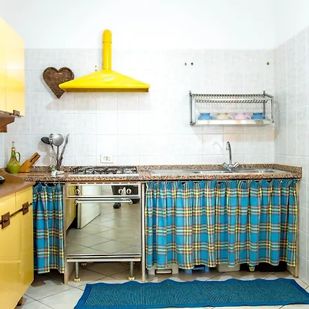 Apartment Salemi's Garden, Free Parking Iuns0217 Cala Gonone