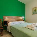 Salemi's Garden, Free Parking Iuns0217 * Cala Gonone
