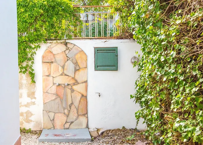 Daire Salemi's Garden, Free Parking Iuns0217 Cala Gonone